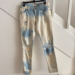 Current/Elliott Blue and Cream Skinny Jeans